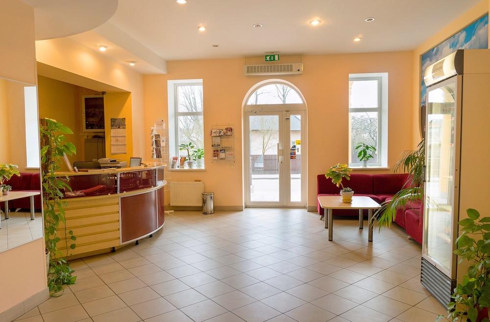 Hotel Vilmaja Riga Luaran gambar